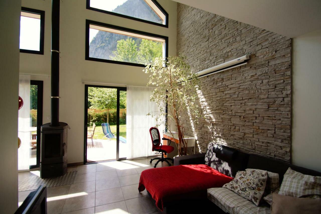 #Lemasdoisans Au Pied De L'Alpe D'Huez Via Bourg D'Oisans L'Etoile Des Glaciers Le Bourg-d'Oisans Exterior photo